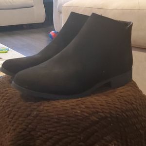 Ankle boots